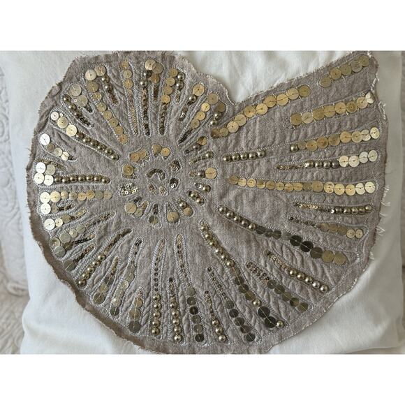 Pottery Barn Seashell Sequence Beaded Pillow Cover 20x20 Nautical Beach Seashore - Picture 3 of 11